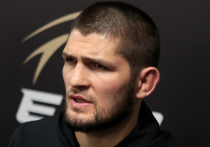 Бывший чемпион UFC в легком весе (до 70 кг), а ныне член Зала славы Хабиб Нурмагомедов во время своего визита в Канаду пообщался со своими поклонниками в ходе большого интервью для Class A Events в партнерстве с Penny Appeal Canada в Meridian Hall в Торонто