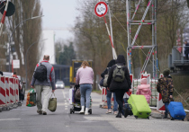 Украинские беженцы жалуются, что страны ЕС «устали их содержать», но и условий, чтобы они могли содержать себя сами, не создают – работы подходящей нет