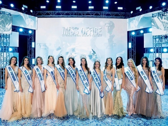 Тамбовчанка победила на международном конкурсе красоты среди офисных сотрудниц