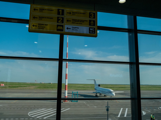 Самолет рейса Новосибирск-Волгоград перенаправили в аэропорт Саратова