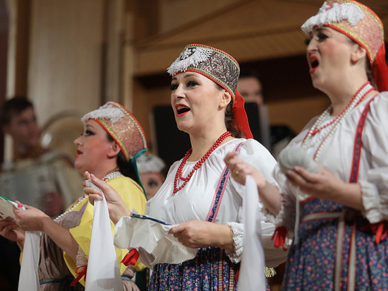 В Поморской филармонии состоялся праздничный концерт Архангельского городского ансамбля народной песни и танца «Дивованье», посвященный юбилею коллектива