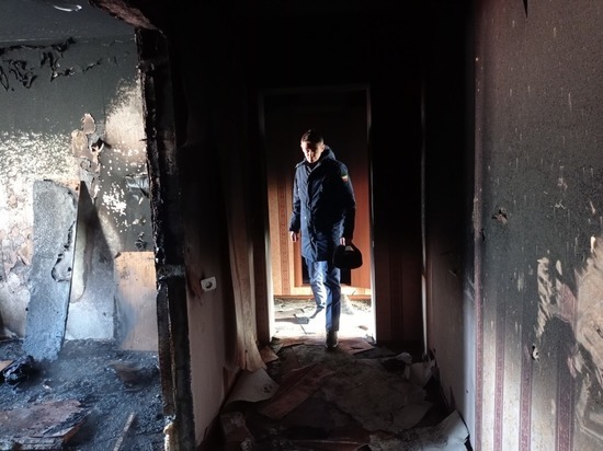 В прокуратуре показали фото с места взрыва и гибели мужчины в Новосибирске