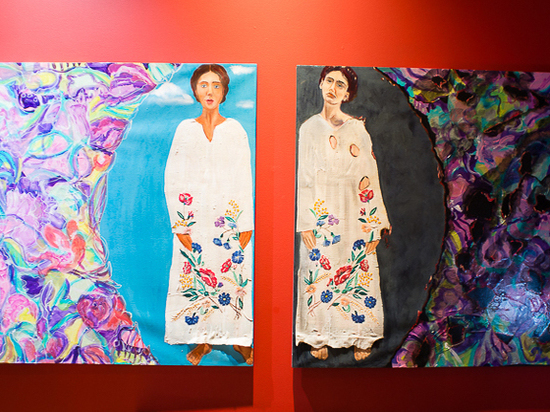 Экспозицию художественных работ Натальи Звонковой под названием «Осколки» сегодня можно увидеть в алматинском творческом пространстве Art Lane.