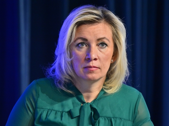 Захарова предложила СБУ обыскать бункер Зеленского