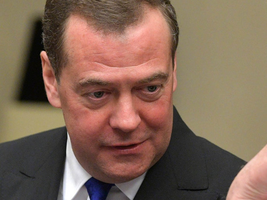 Медведев опроверг "истощение запасов ракет" у России: "Всем хватит"