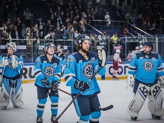 Хоккеисты «Сибири» одержали победу над «Амуром» на домашней площадке