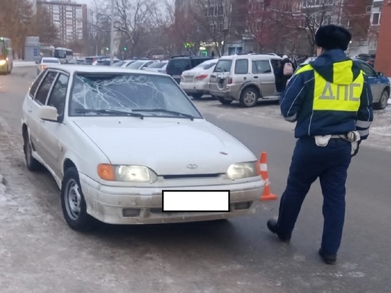 Подросток попал под колеса «Лады», перебегая дорогу в Екатеринбурге