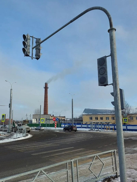 На перекрестке улиц Луначарского и Кирова в Йошкар-Оле запустят новый светофор