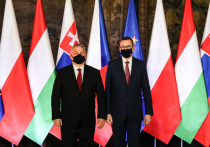 Премьер-министр Польши Матеуш Моравецкий намерен приехать в Словакию и встретиться там с венгерским коллегой Виктором Орбаном
