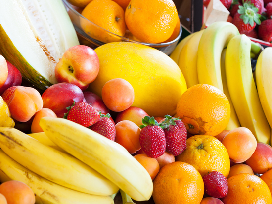 Крупные партии экзотических фруктов импортировали в Новосибирск из Таиланда в ноябре
