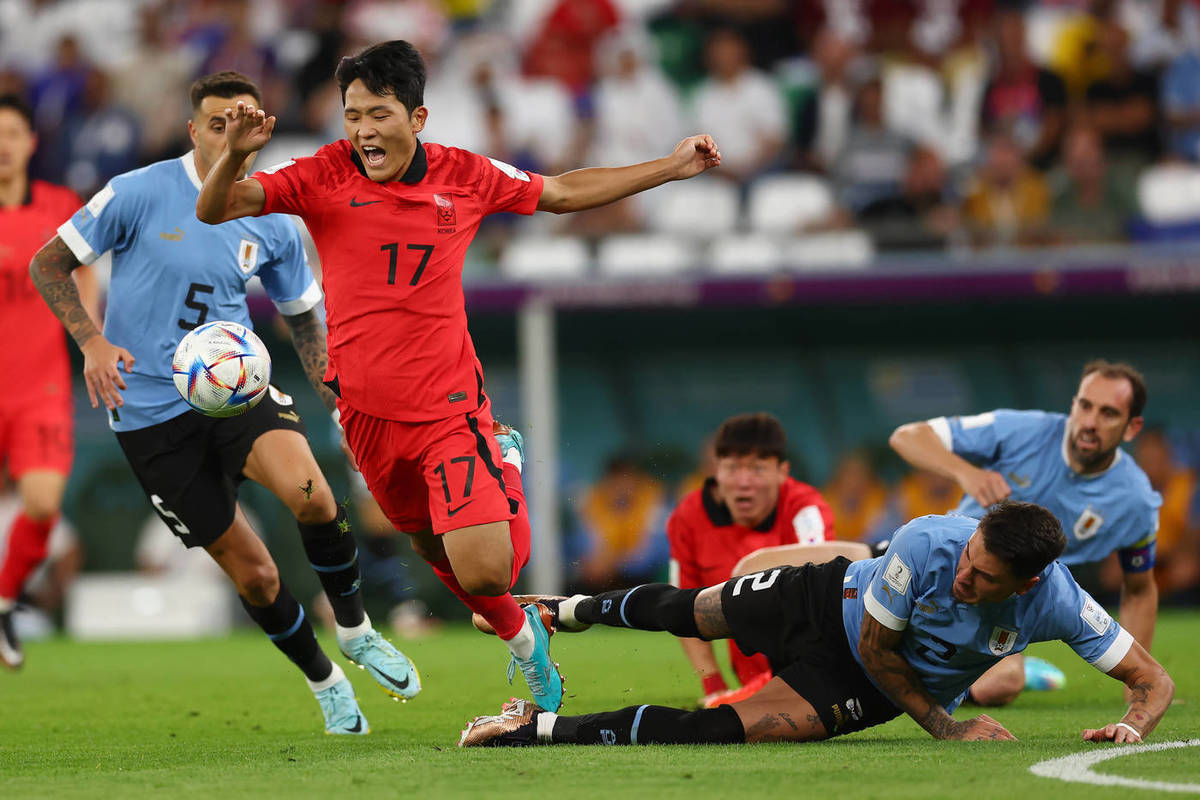 Сборные Уругвая и Южной Кореи сыграли вничью в матче ЧМ-2022