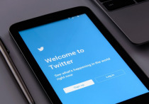 По словам еврокомиссара по вопросам юстиции Дидье Рейндерса, в Брюсселе обеспокоены увольнениям в Twitter, а также тем, что социальная сеть снижает уровень контроля за нежелательным контентом