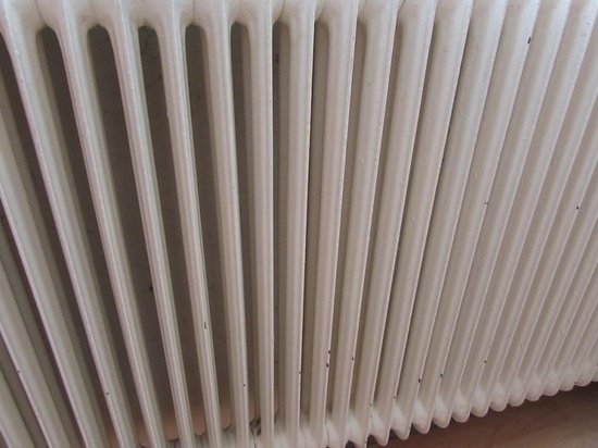 Омскую компанию наказали за отключение тепла в квартирах