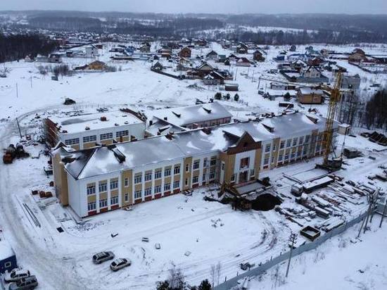 Три года стройки и шесть уголовных дел: почему в селе Корнилово Томского района новую школу могут не открыть, а снести