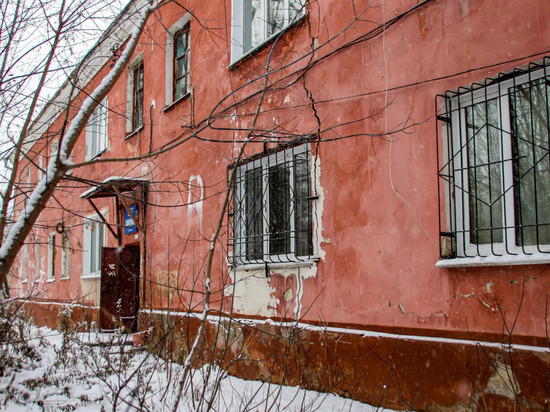 Аварийный дом на улице Смирнова расселят в Барнауле