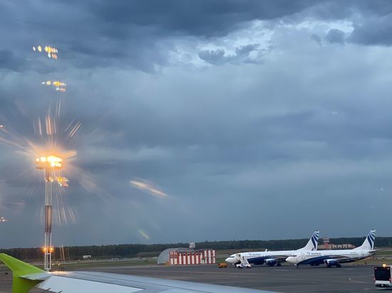 В России запрет на полёты в 11 аэропортов снова продлили