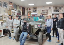 Несовершеннолетние, состоящие на учете в уголовно-исполнительной инспекции, побывали в музее-галерее Льва Бардамова в столице Бурятии