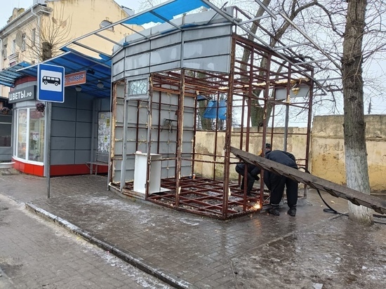 Демонтаж незаконных киосков в Курске продолжился сносом 20 объектов