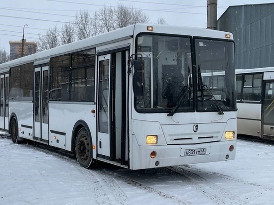 В мэрии Кирова рассказали, зачем в АТП купили 3 автобуса с пробегом
