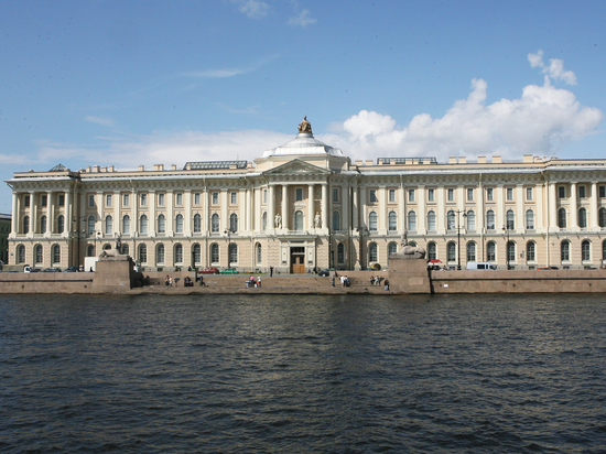 В Петербурге могут написать 14 дополнительных полотен о жизни Петра Великого