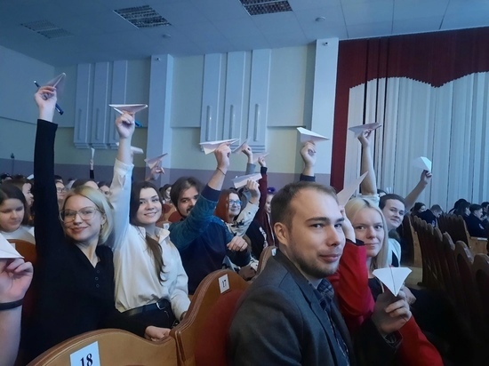 Смоленские участники проекта "Твой ход" встретились в СмолГУ