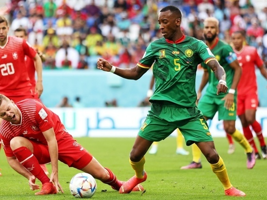 Обнародовано решение ФИФА в отношении камерунца, показавшего флаг РФ на Кубке мира