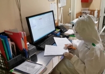 В Забайкалье за прошлые сутки зарегистрирован один летальный случай от коронавируса и выявлено 55 человек, заразившихся этой болезнью, сообщили 27 ноября в краевом оперативном штабе