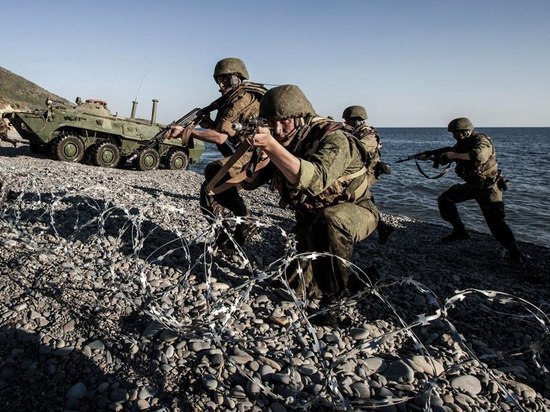В Крыму поздравили морпехов: решают самые сложные и ответственные задачи на фронте