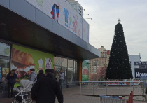 До Нового года остался только месяц, а ощущение праздника в Донецке, увы, так и не появляется