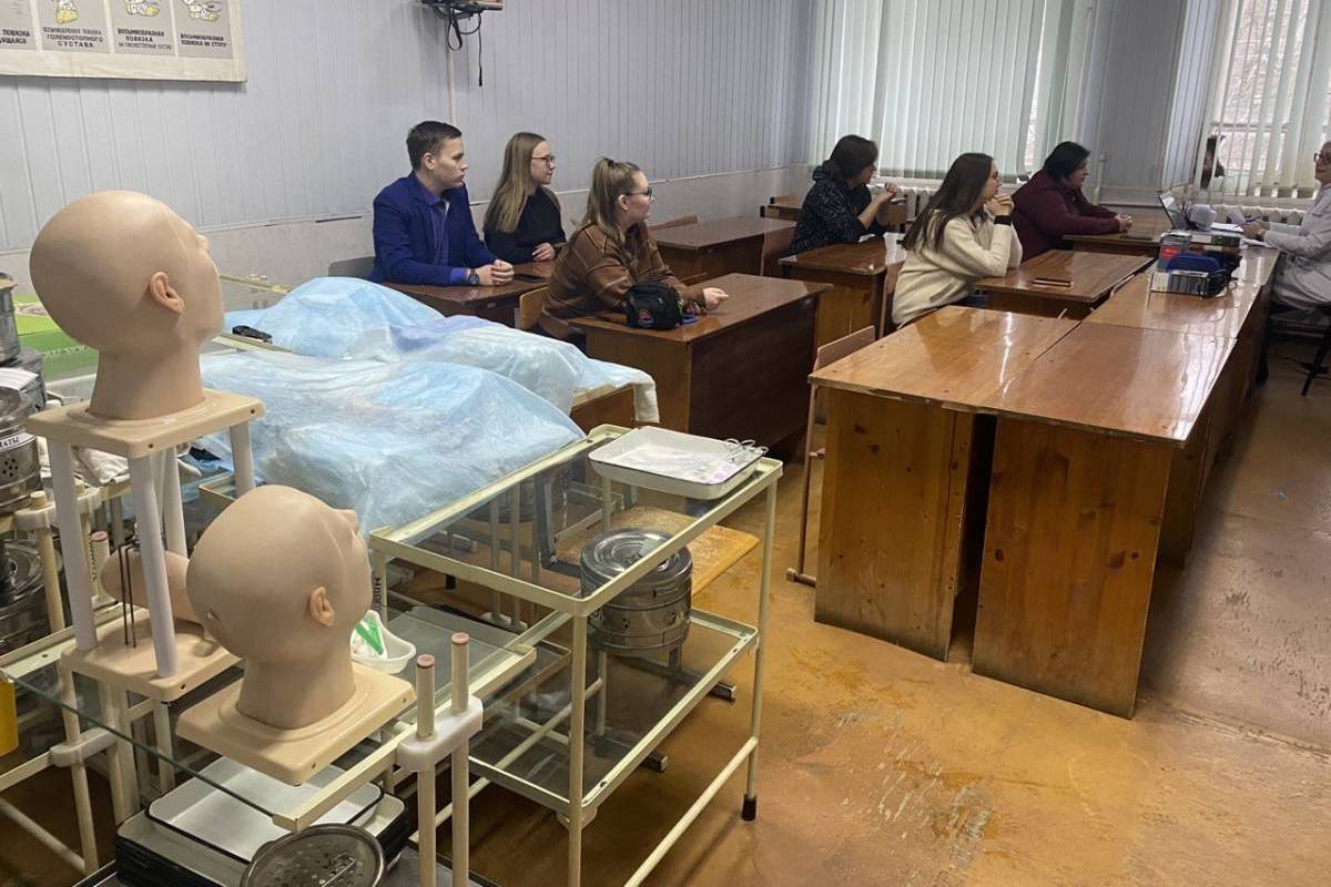 В Костроме стартовал курс сестринского дела «Навыки первой медицинской помощи для волонтёров»
