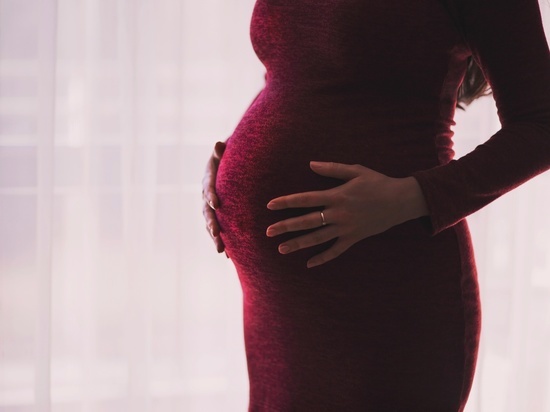 Больше 2,2 тысячи женщин стали мамами в Перинатальном центре Ленобласти за 9 месяцев