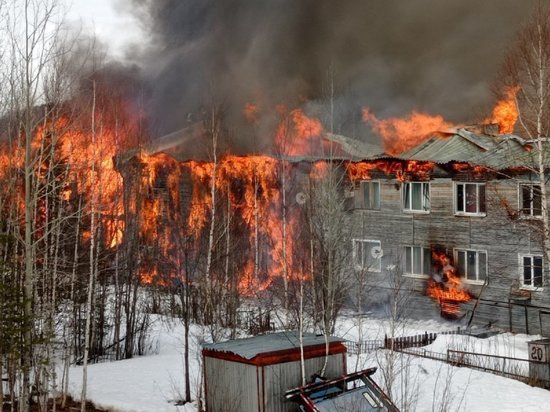 От мэрии Улан-Удэ требуют обеспечить жильцов сгоревшего дома жильём