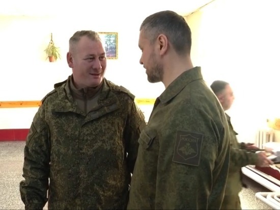 Осипов оценил питание мобилизованных и навестил Сапожникова в Песчанке