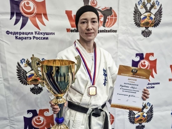 Спортсменка из Салехарда победила всех соперниц на чемпионате РФ по киокусинкай