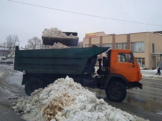 Главы районов в Белгородской области объяснят Гладкову, почему не справились с уборкой снега