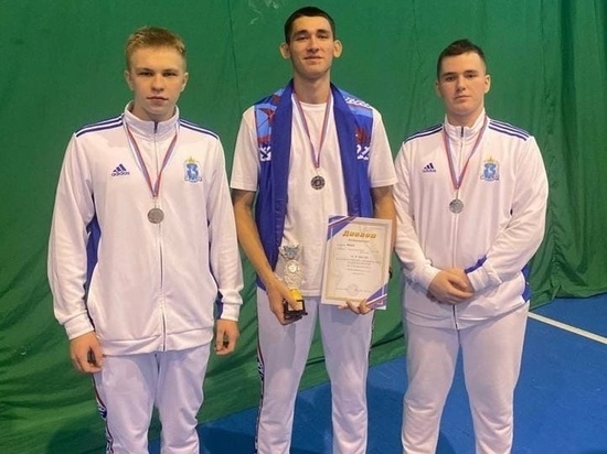 Лучники из ЯНАО завоевали серебро на всероссийских соревнованиях