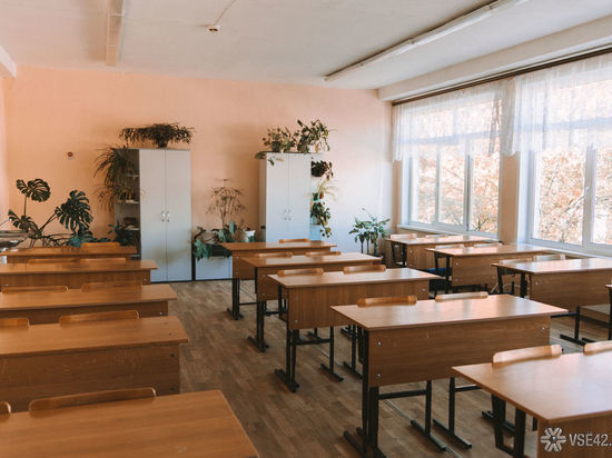 Почти 20 кузбасских школ капитально отремонтируют до конца 2023 года