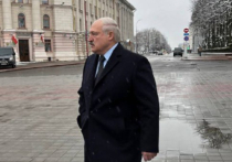 Президент Белоруссии Александр Лукашенко приехал проститься с министром иностранных дел республики Владимиром Макеем, который скоропостижно скончался в конце прошлой недели