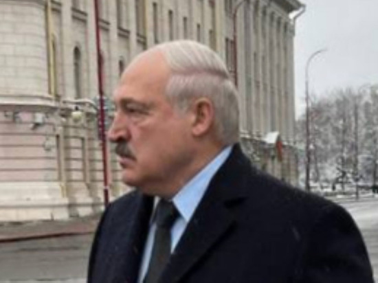 Опубликованы кадры прощания Лукашенко с Макеем