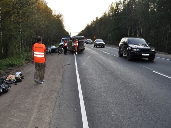 Свидетелей смертельного ДТП с мотоциклами под Стругами Красными ищет полиция