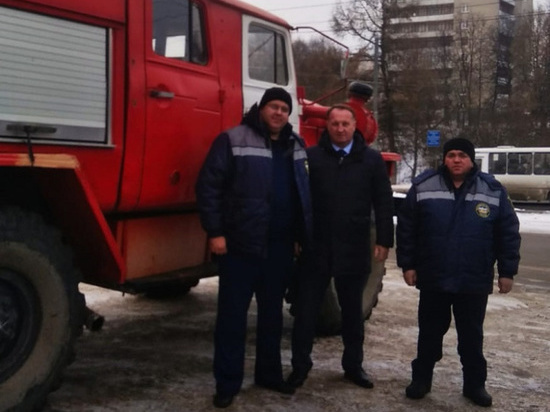 Пожарным от энергетиков:  АО «Интер РАО – Электрогенерация» подарила пожарной команде Волгореченска автоцистерну