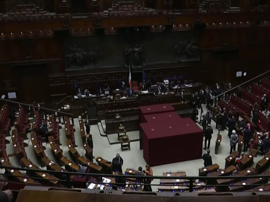 Итальянские парламентарии отменили голосование по поставкам Украине оружия
