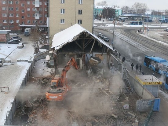 Власти Кемерова прокомментировали снос рухнувшего дома возле вокзала