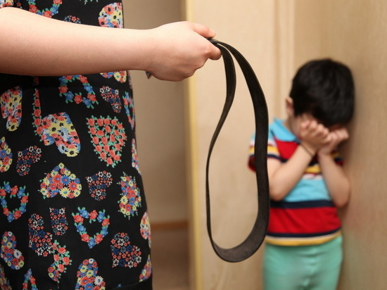 Можно ли лишать казахстанцев родительских прав за воспитание ремнем?