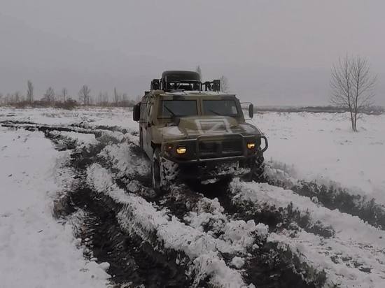 В зоне проведения специальной военной операции российскими военными применяются пикирующие барражирующие боеприпасы разработки ZALA Aero, что повышает эффективность уничтожения украинской бронетехники, и в первую очередь танков