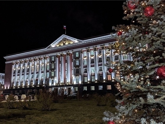 В бывшем «красном поясе» на Красной площади Курска появится «Красный лес»