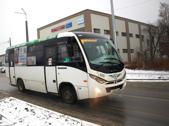 Общественники проверили ремонт на улице Авиационной в Южно-Сахалинске