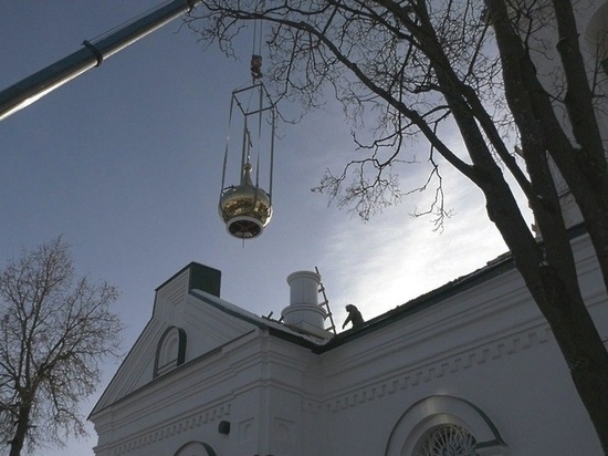 Купол с крестом обновили на Алексиевском храме в Егорьевске