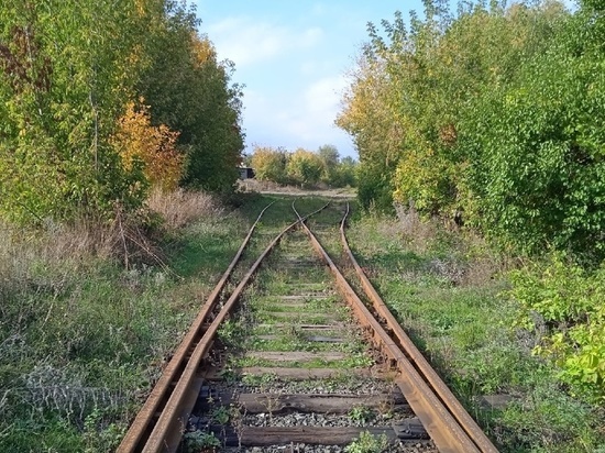 Под обстрел попал железнодорожный вокзал в Амвросиевке