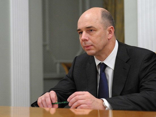 Силуанов объявил о росте зарплат бюджетников на 8% в 2023 году